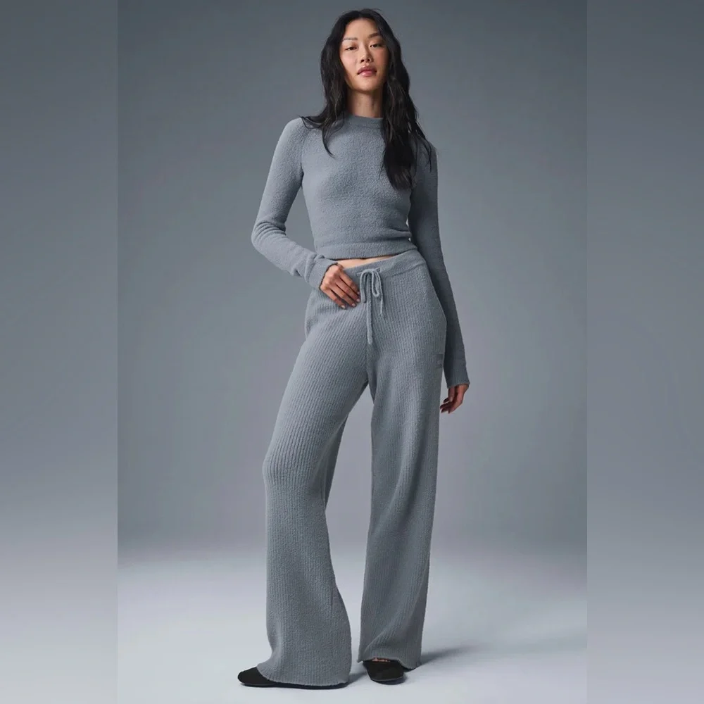 ALO YOGA | ✨NEW✨ Snuggle Up Sweater High-Waist Wide Leg Pant in Steel Grey